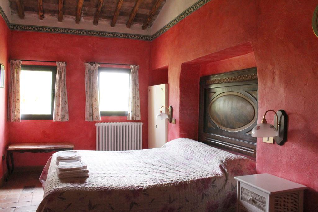 Agriturismo La Grotta Di Montecchino Siena Exterior foto