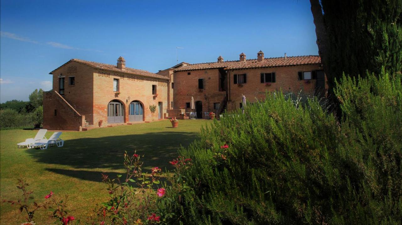 Agriturismo La Grotta Di Montecchino Siena Exterior foto